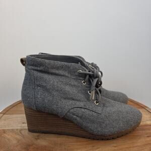 Dr Scholls Shoes Womens Size 7.5 Gray Wedge Boots Be Energized Comfort Lace Up